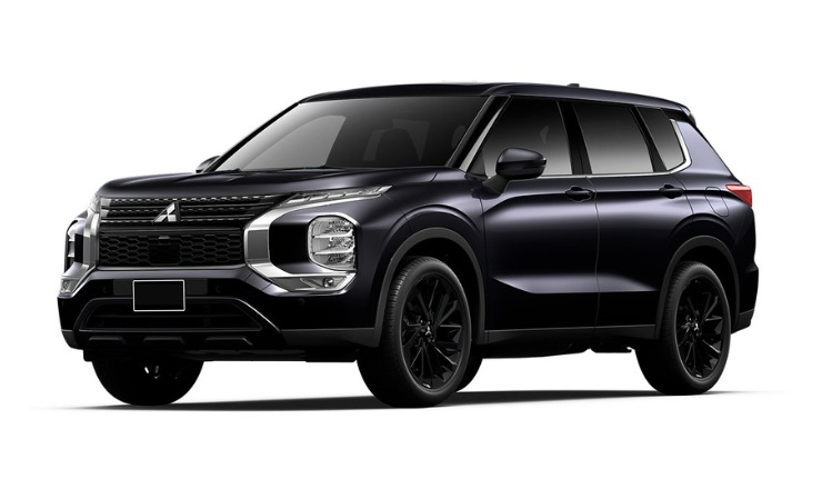 Mitsubishi Outlander 4x4 SUV rental Dubai JVC 300 AED/day